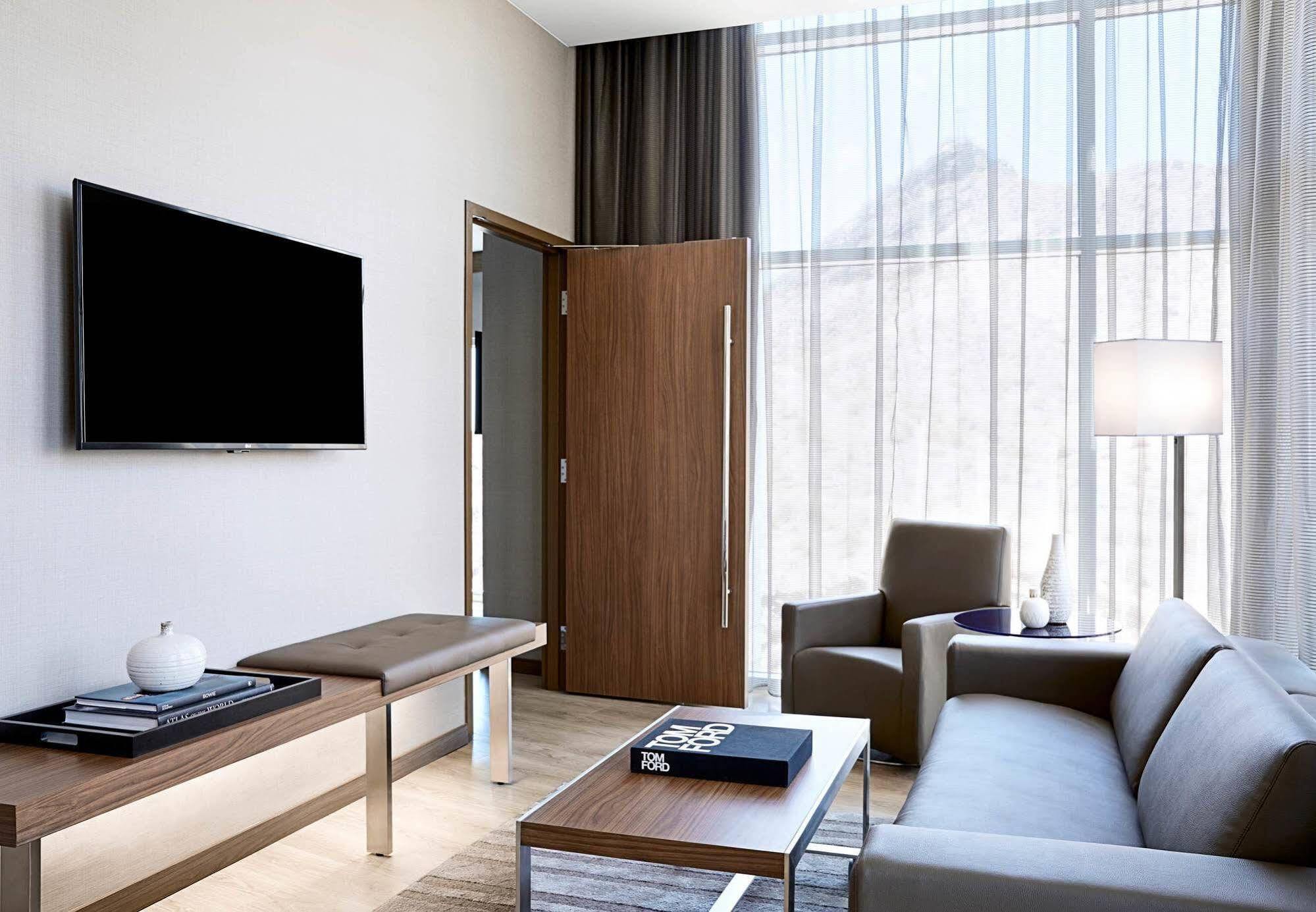 Ac Hotel By Marriott Phoenix Tempe/Downtown Εξωτερικό φωτογραφία